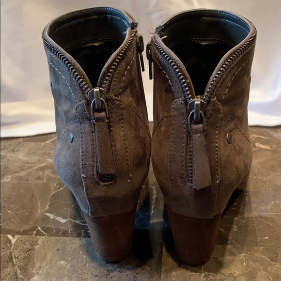 Crown Vintage Suede Brown Booties 7.5M - Picture 7 of 8